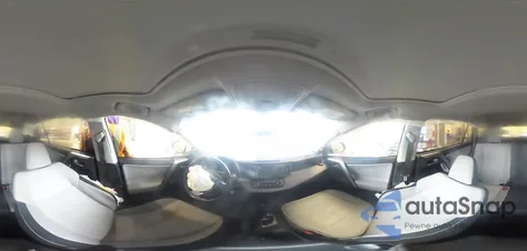 2017 Toyota Rav4 Xle z USA, uszkodzony, nr VIN JTMRFREV3HJ705587